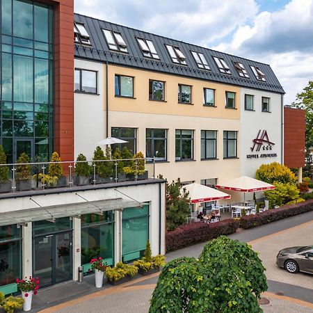 Hotel Austeria Conference & Spa Ciechocinek Luaran gambar