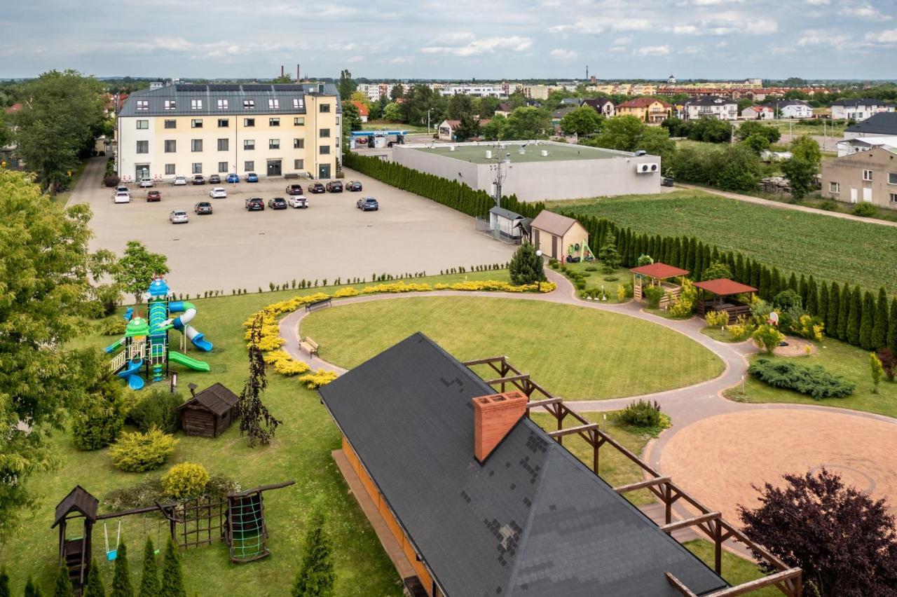 Hotel Austeria Conference & Spa Ciechocinek Luaran gambar