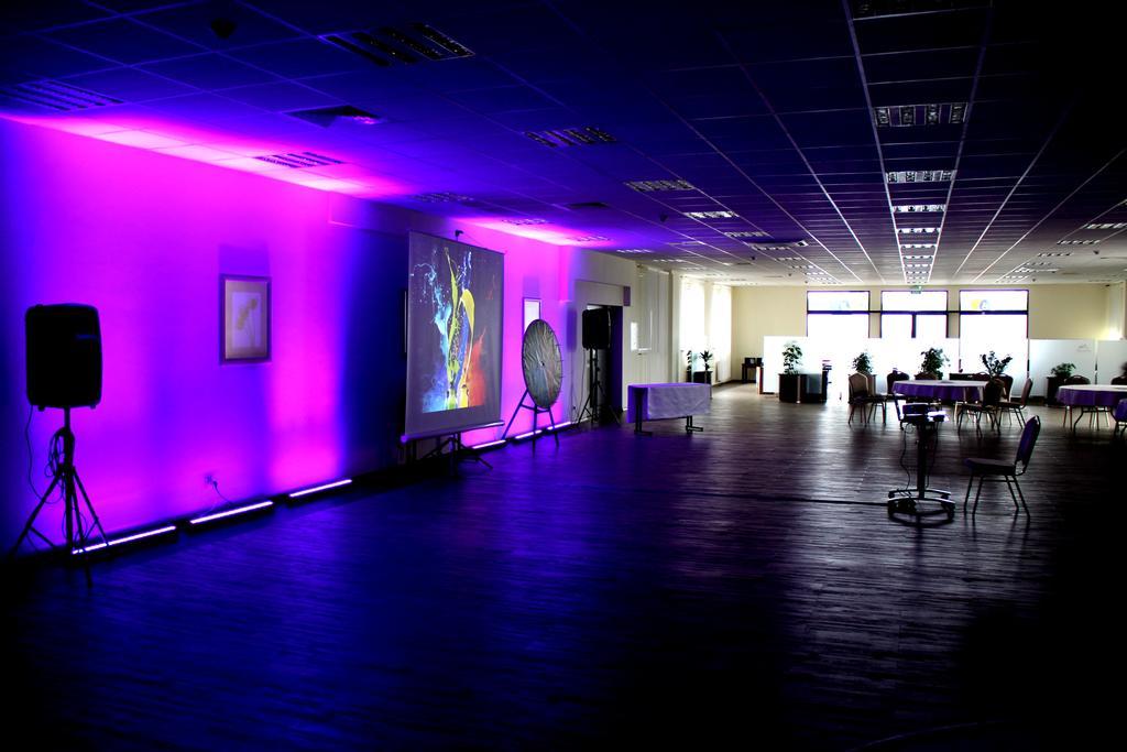 Hotel Austeria Conference & Spa Ciechocinek Luaran gambar