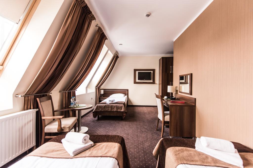 Hotel Austeria Conference & Spa Ciechocinek Luaran gambar