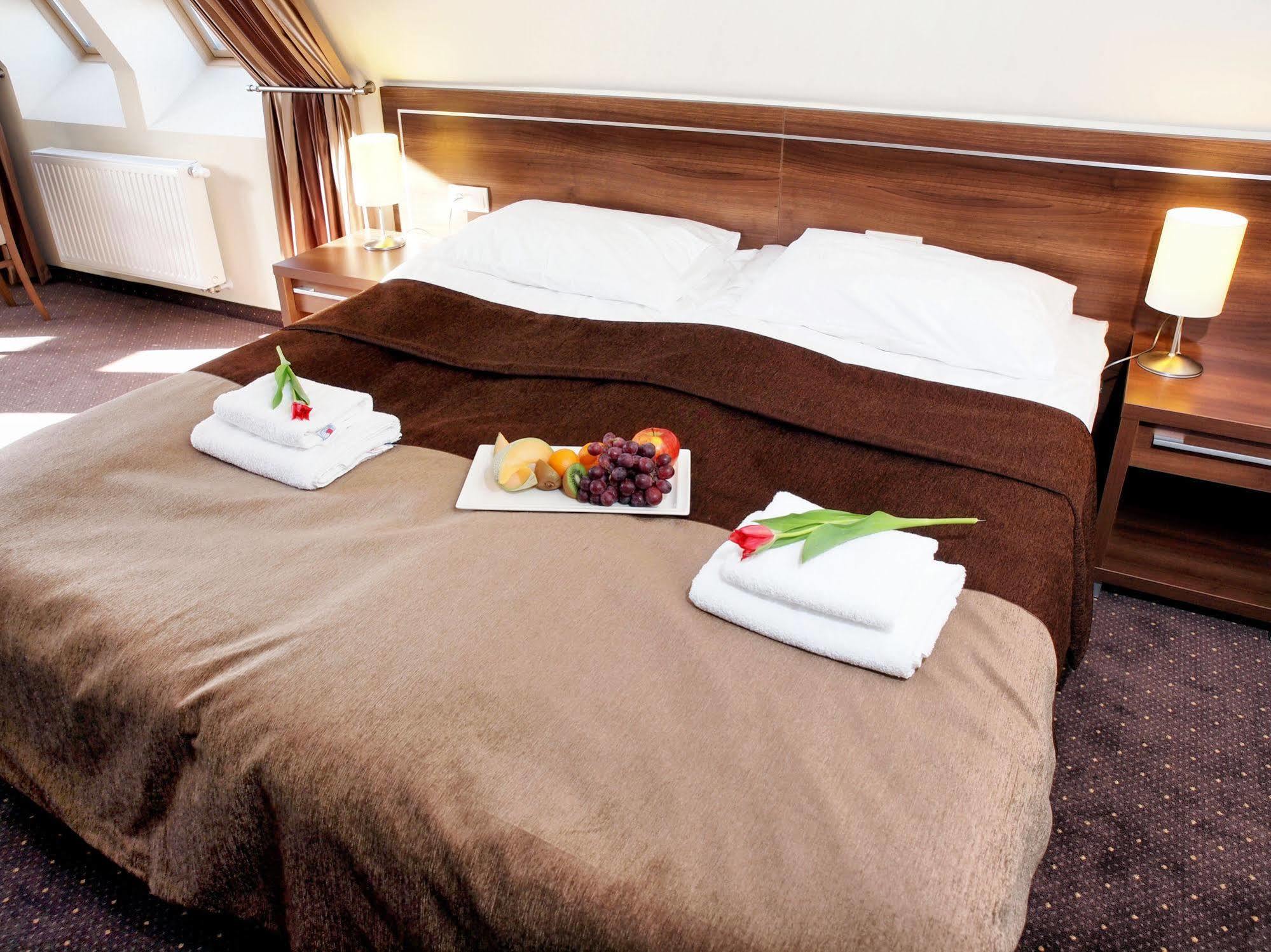 Hotel Austeria Conference & Spa Ciechocinek Luaran gambar